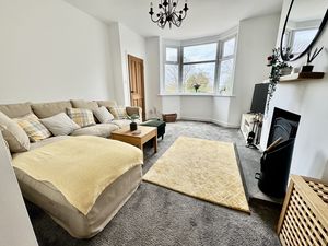 Lounge- click for photo gallery
